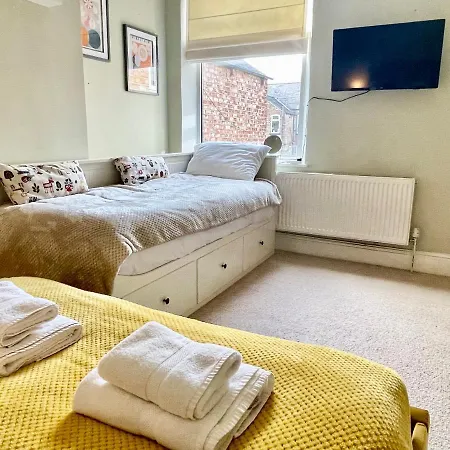 Woodvale Holiday home *